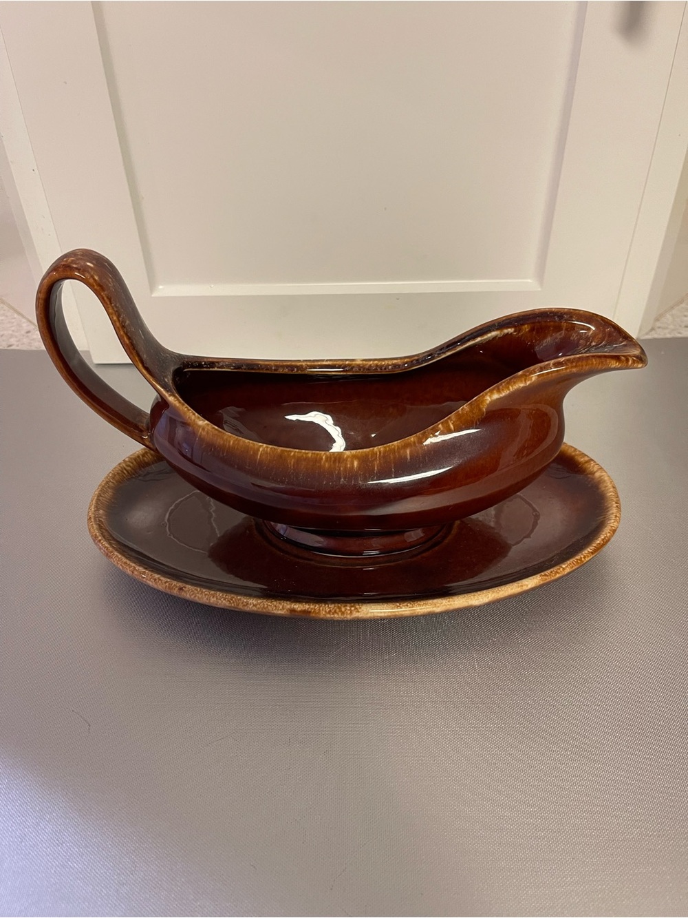 Vintage Hull USA Oven Proof Ceramic Gravy Boat with Under Plate Brown Dip Glazed